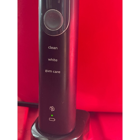 Philips Sonicare 5300 Power Toothbrush Black with Charging Base and Travel Case - Picture 3 of 13